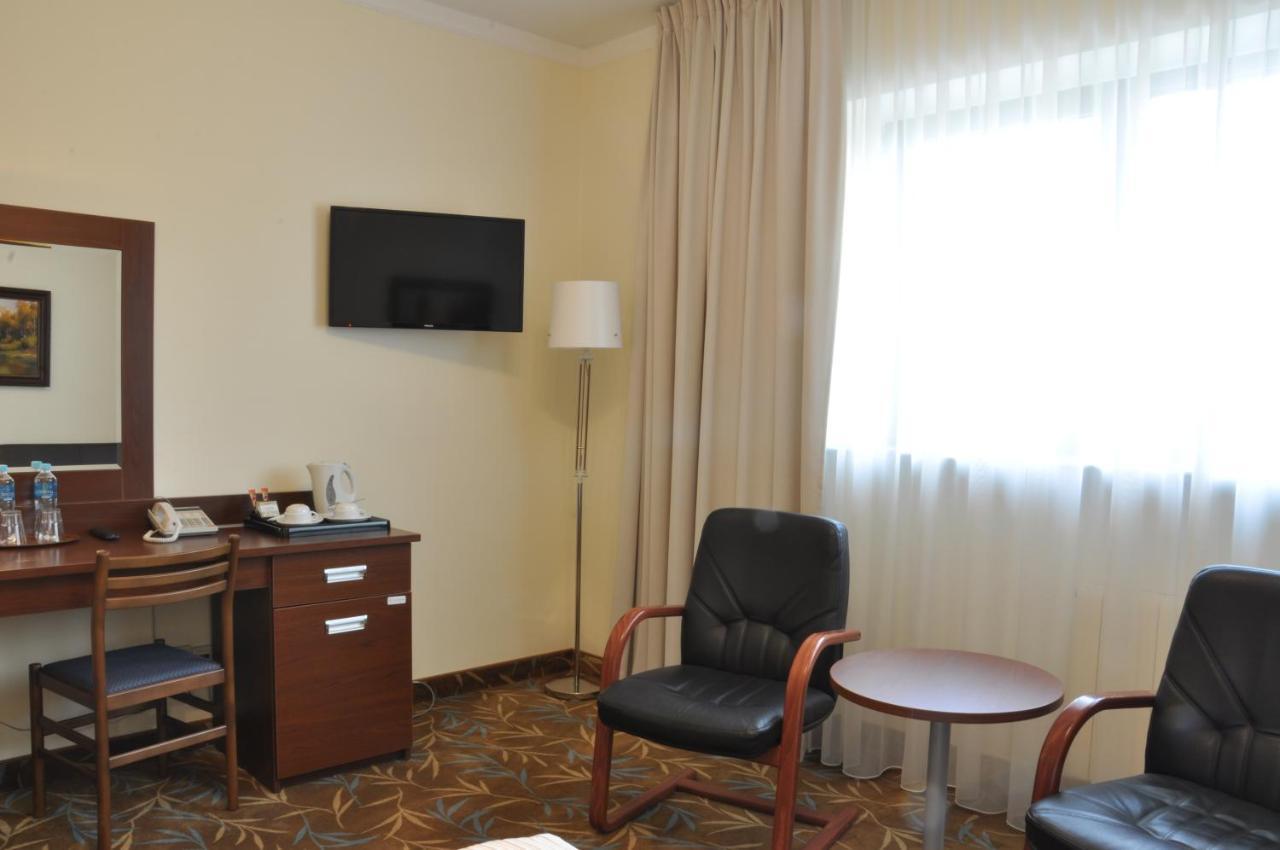 Centrum Barnabitow Varşova Dış mekan fotoğraf